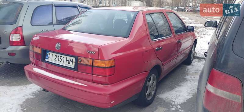 Volkswagen Vento (1998)
