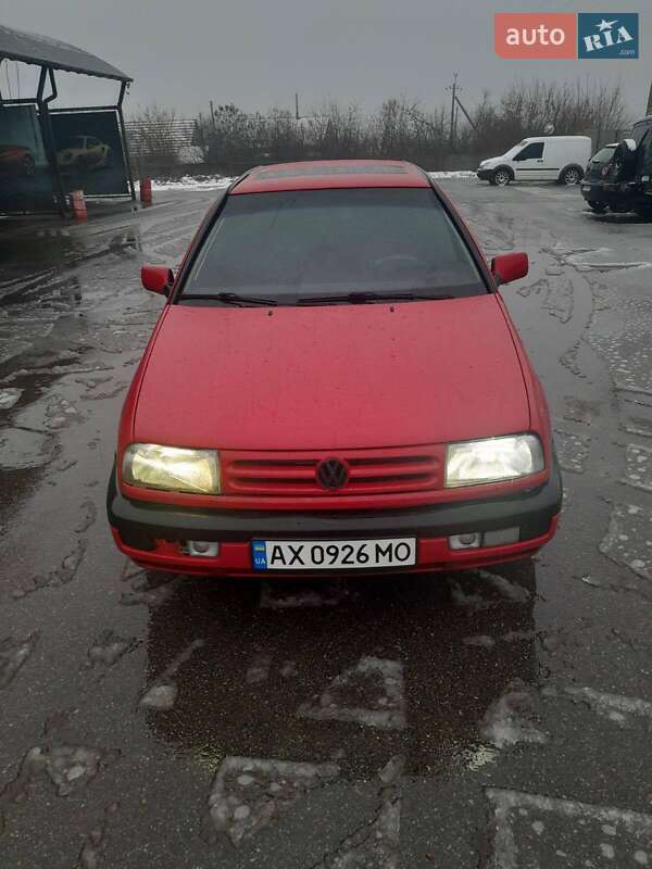 Volkswagen Vento (1993)
