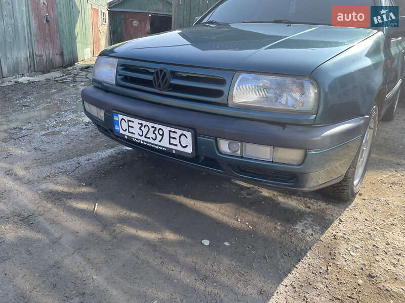 Volkswagen Vento (1994)
