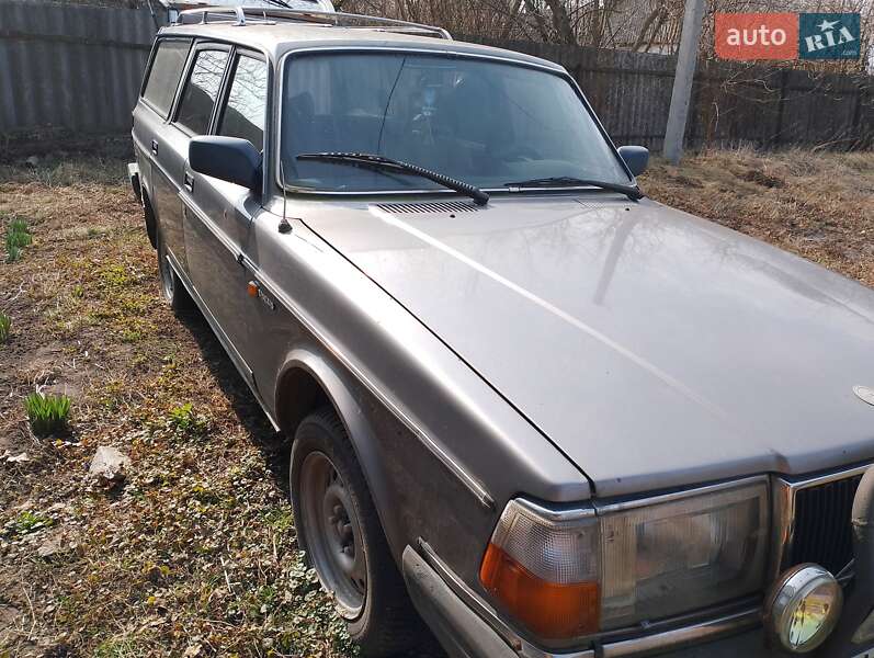 Volvo 240 (1986)