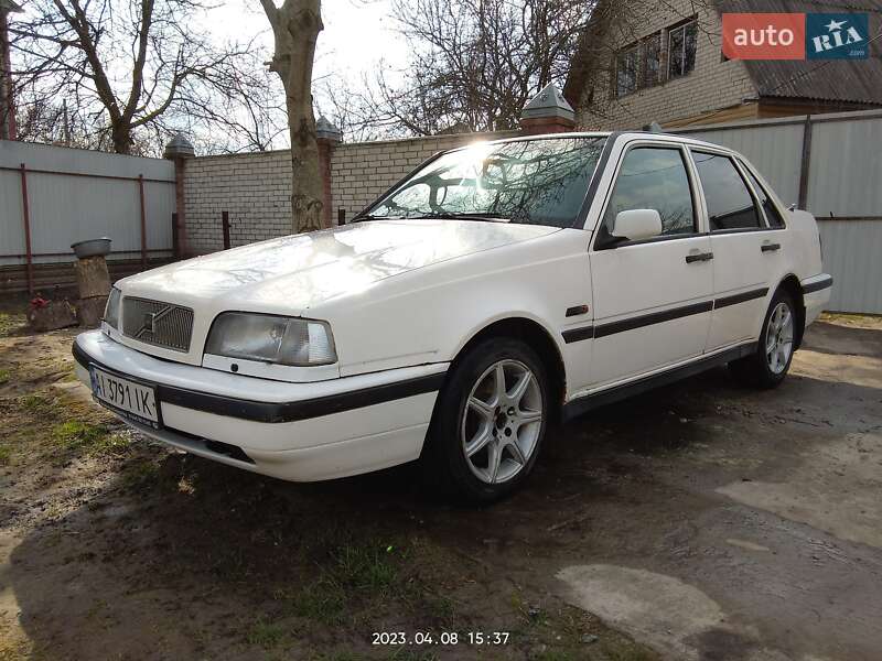 Volvo 460 (1996)