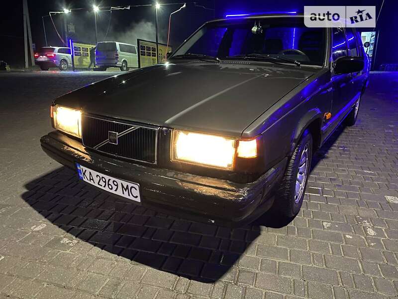 Volvo 740 (1989)