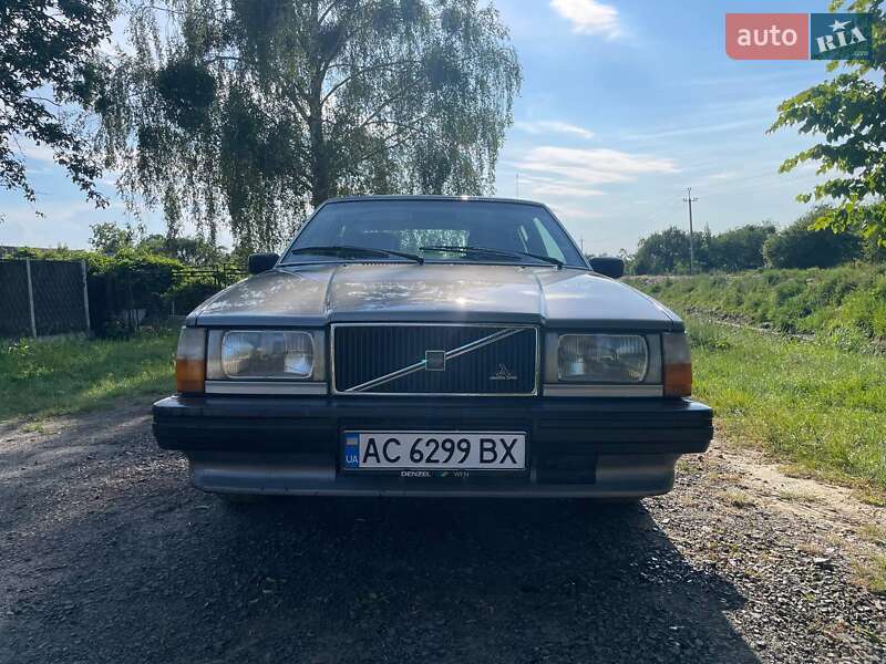 Volvo 740 (1988)