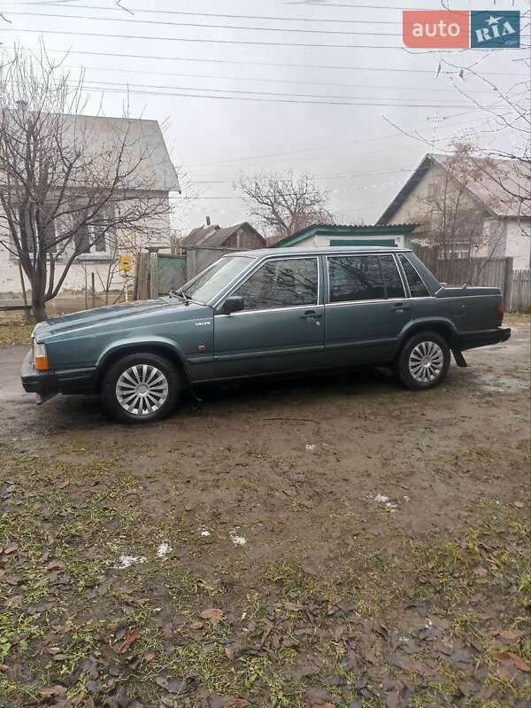 Volvo 740 (1986)