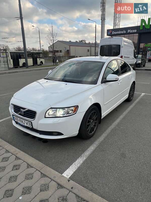 Volvo S40 (2009)