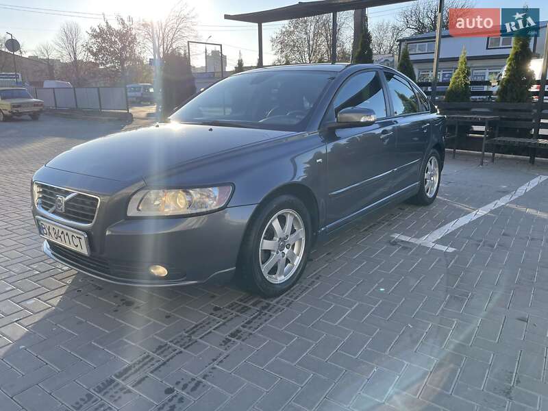 Volvo S40 (2009)