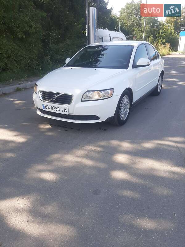 Volvo S40 (2009)