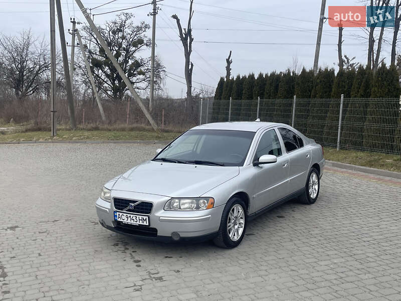 Volvo S60 (2005)