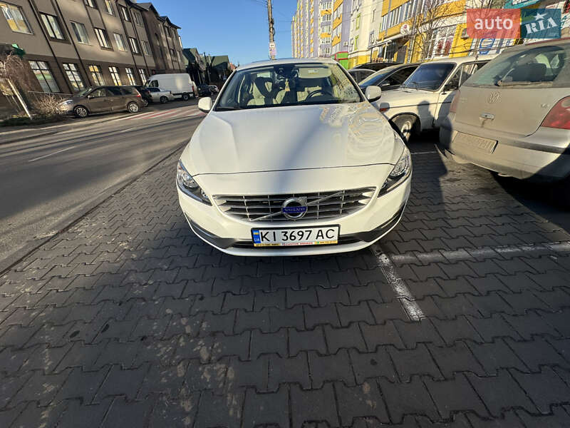 Volvo S60 (2014)