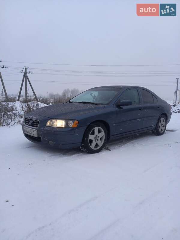 Volvo S60 (2005)