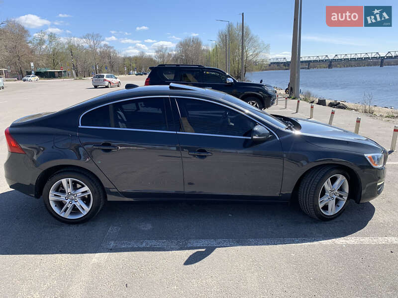 Volvo S60 (2014)