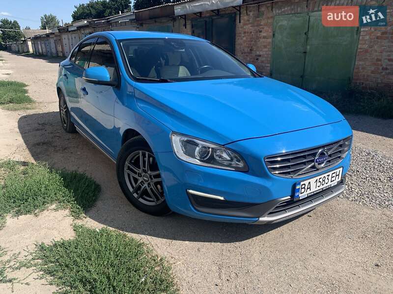 Volvo S60 (2013)