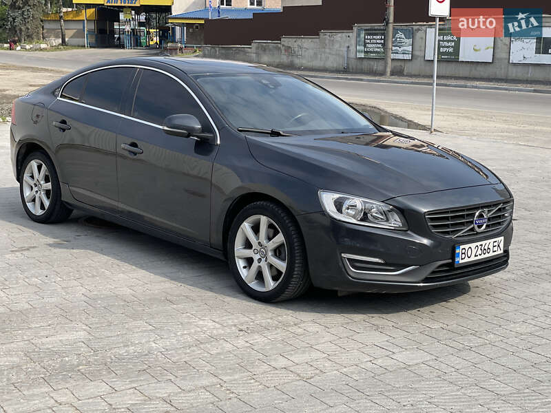 Volvo S60 (2016)