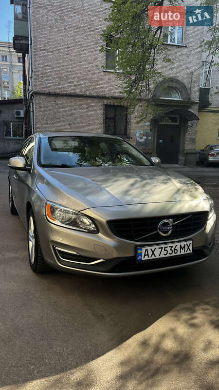 Volvo S60 (2014)