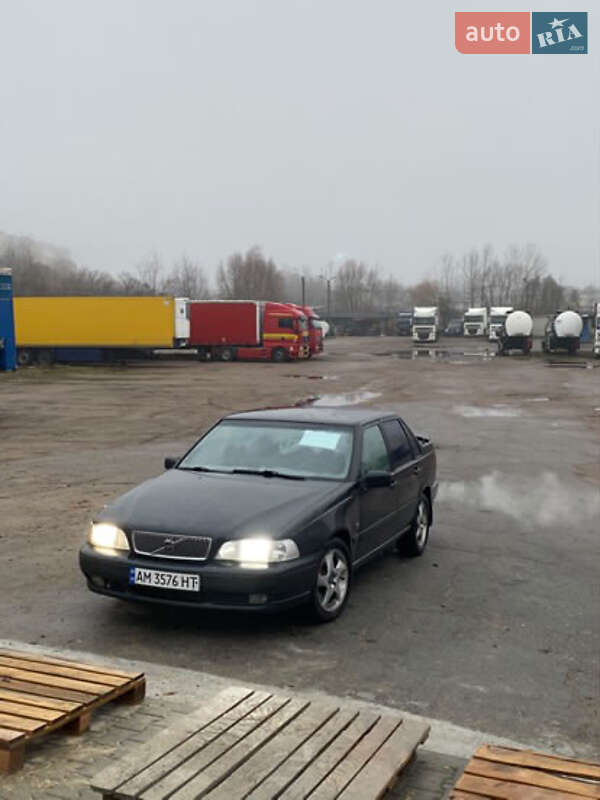 Volvo S70 (1998)