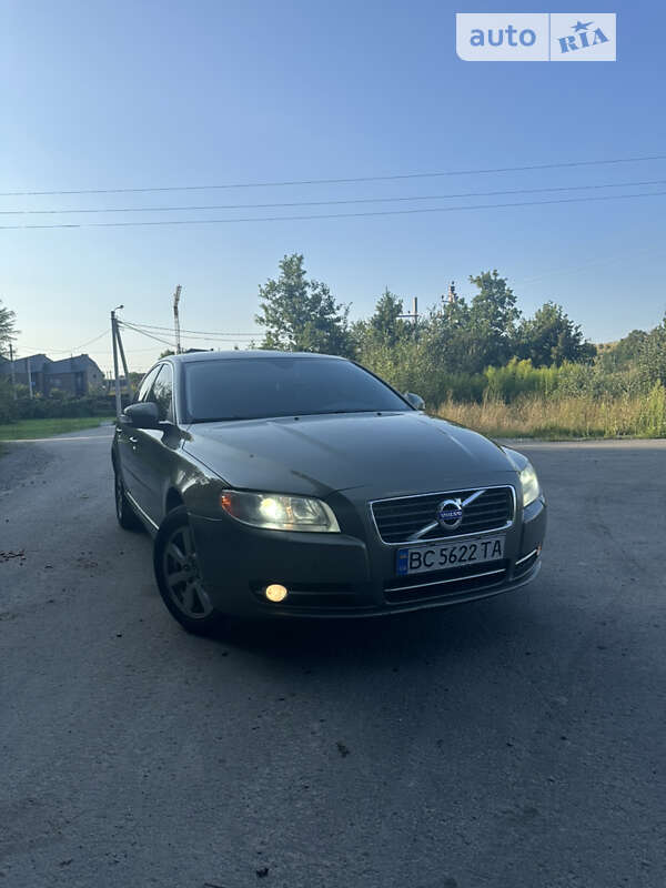 Volvo S80 (2010)