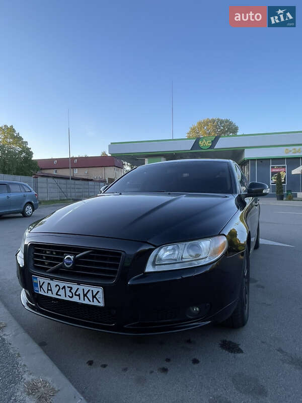 Volvo S80 (2008)