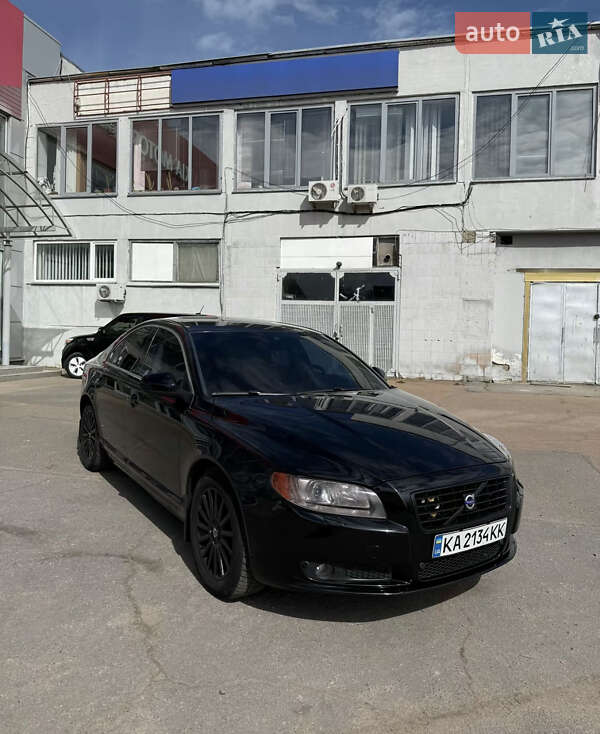 Volvo S80 (2008)
