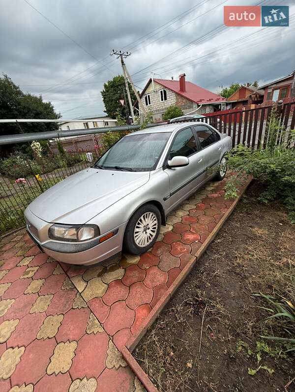 Volvo S80 (2000)