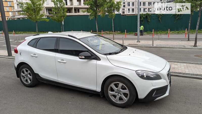 Volvo V40cc (2014)