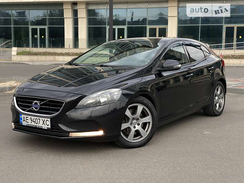 Volvo V40 (2012)