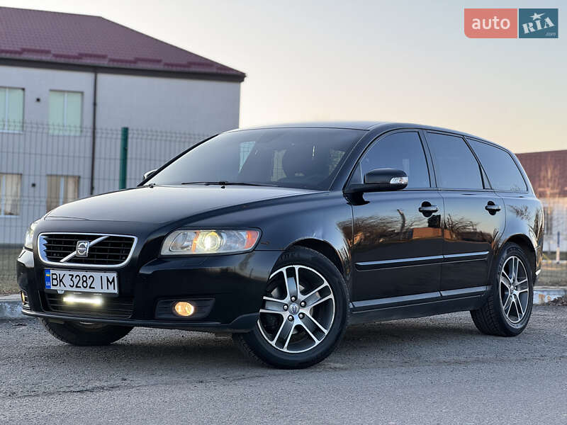 Volvo V50 (2007)
