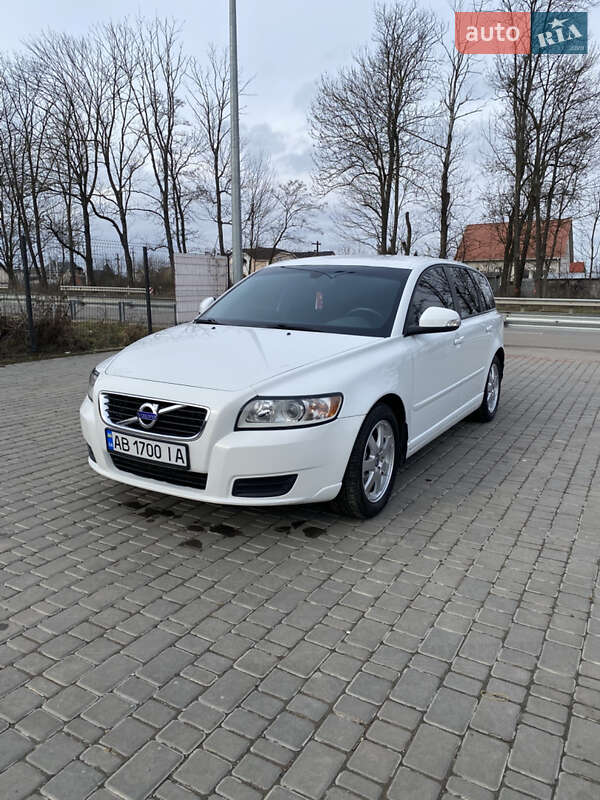 Volvo V50 (2011)