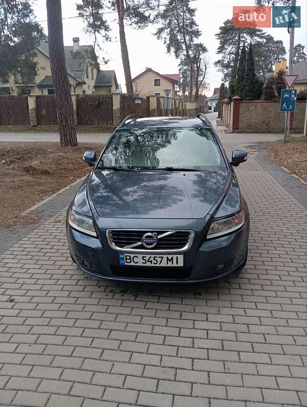 Volvo V50 (2011)