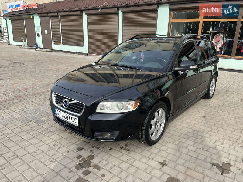 Volvo V50 (2010)