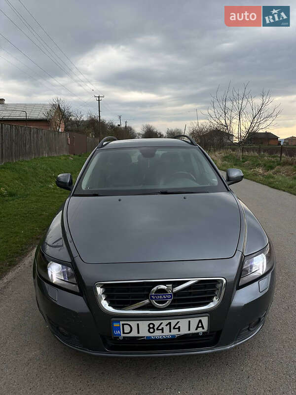 Volvo V50 (2012)