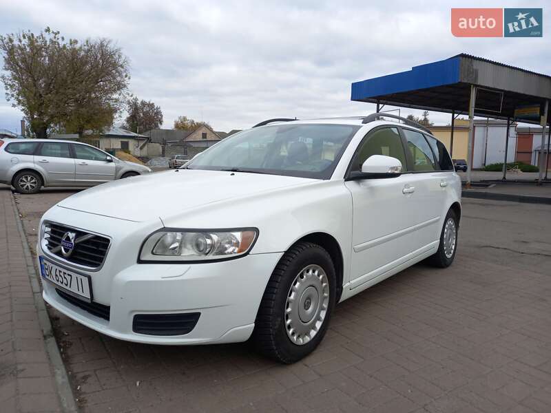 Volvo V50 (2011)