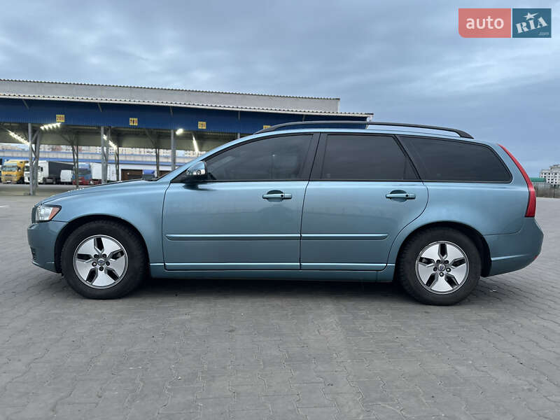 Volvo V50 (2010)