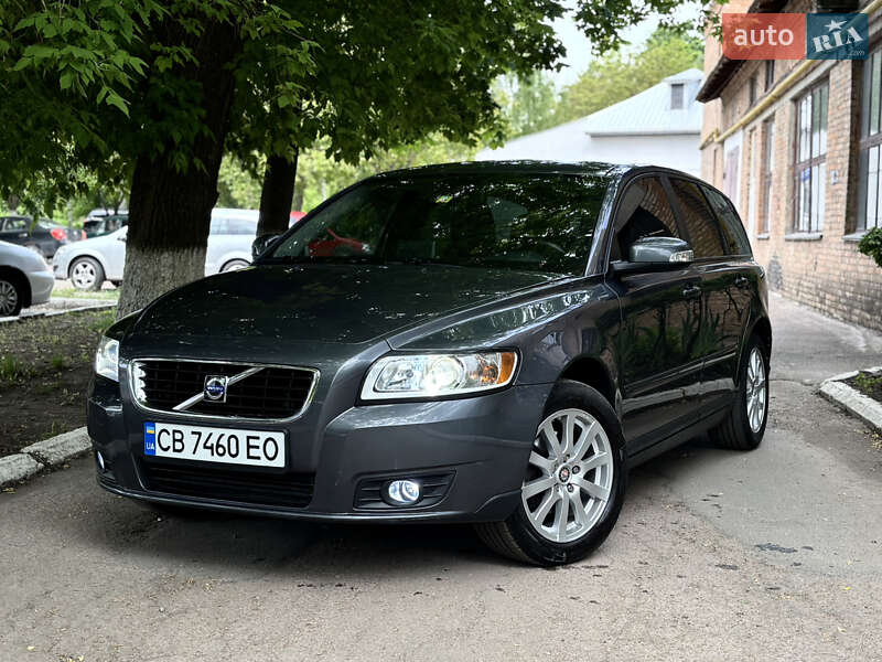Volvo V50 (2009)