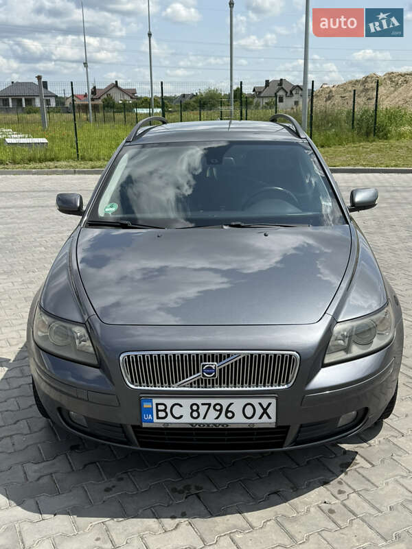 Volvo V50 (2006)