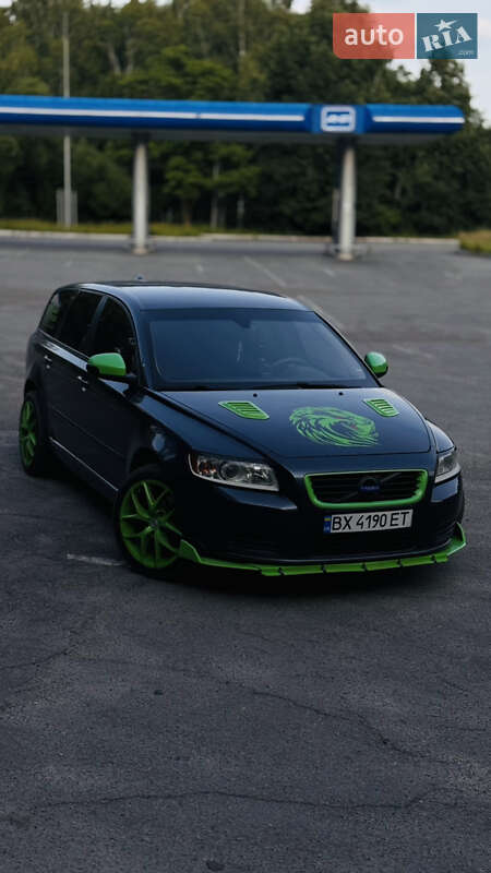 Volvo V50 (2010)