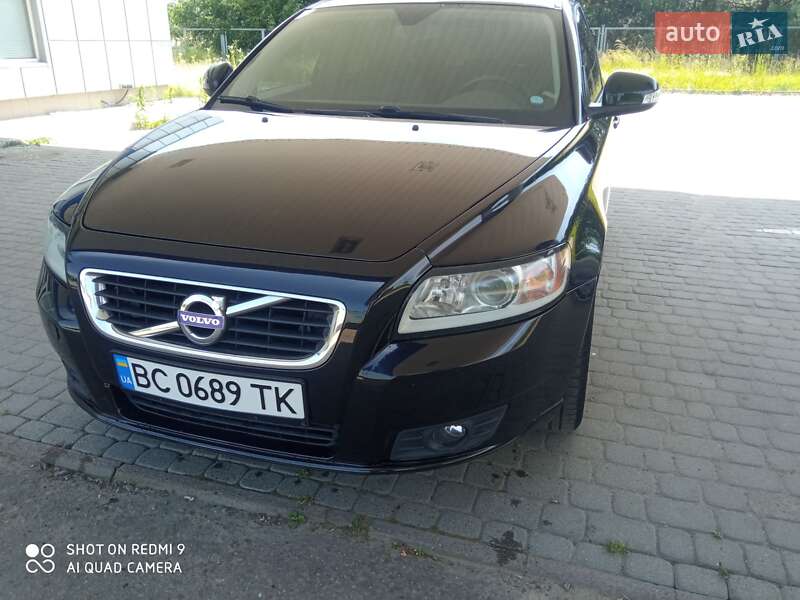 Volvo V50 (2011)