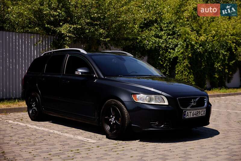 Volvo V50 (2009)