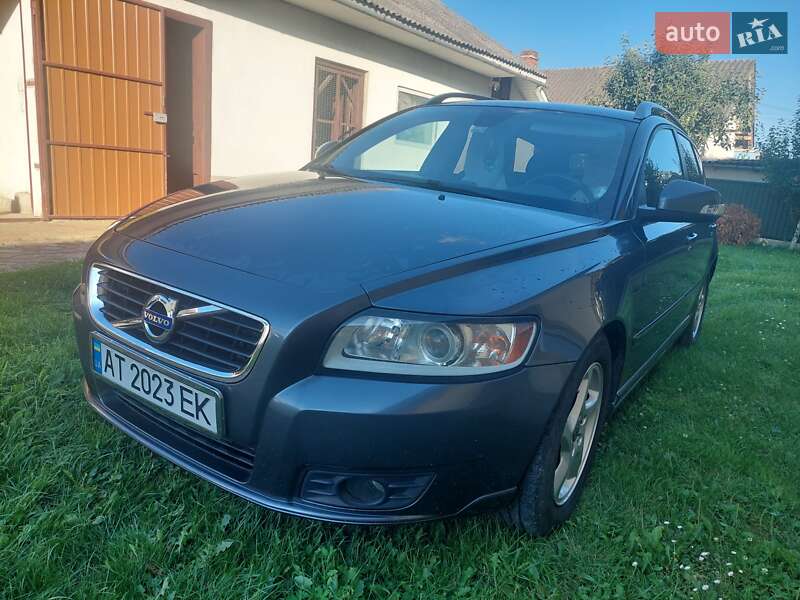 Volvo V50 (2010)
