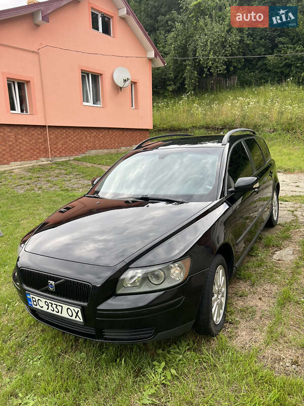 Volvo V50 (2005)