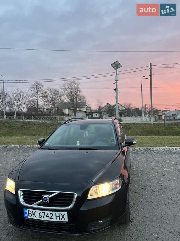 Volvo V50 (2007)