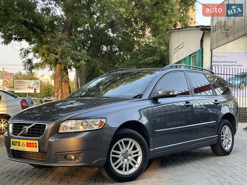 Volvo V50 (2008)