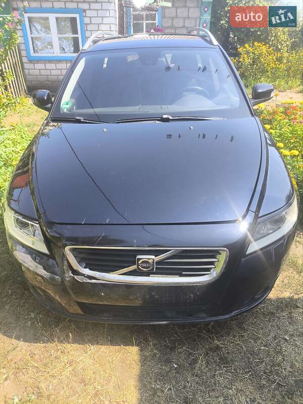 Volvo V50 (2009)