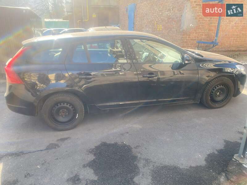 Volvo V60 (2012)