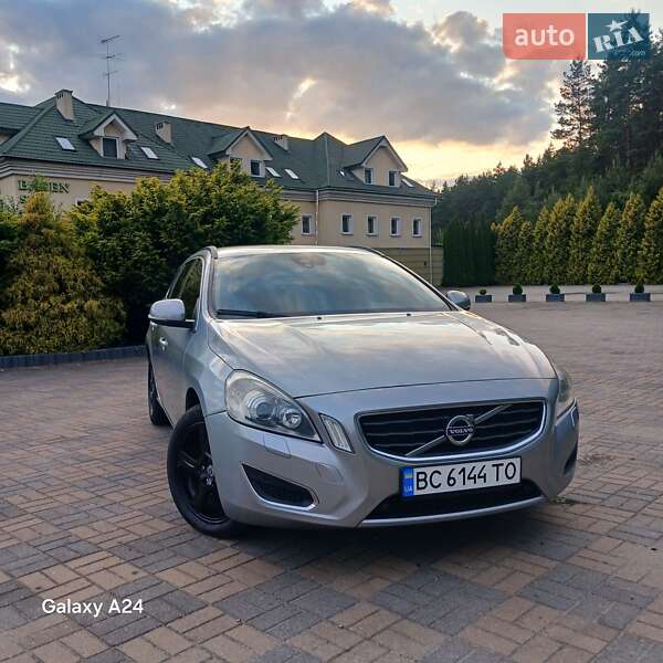 Volvo V60 (2011)