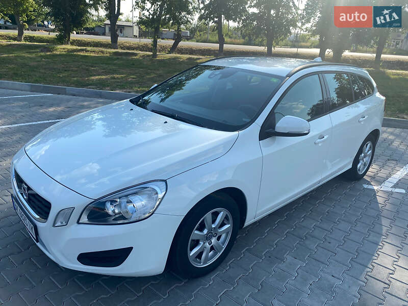 Volvo V60 (2011)