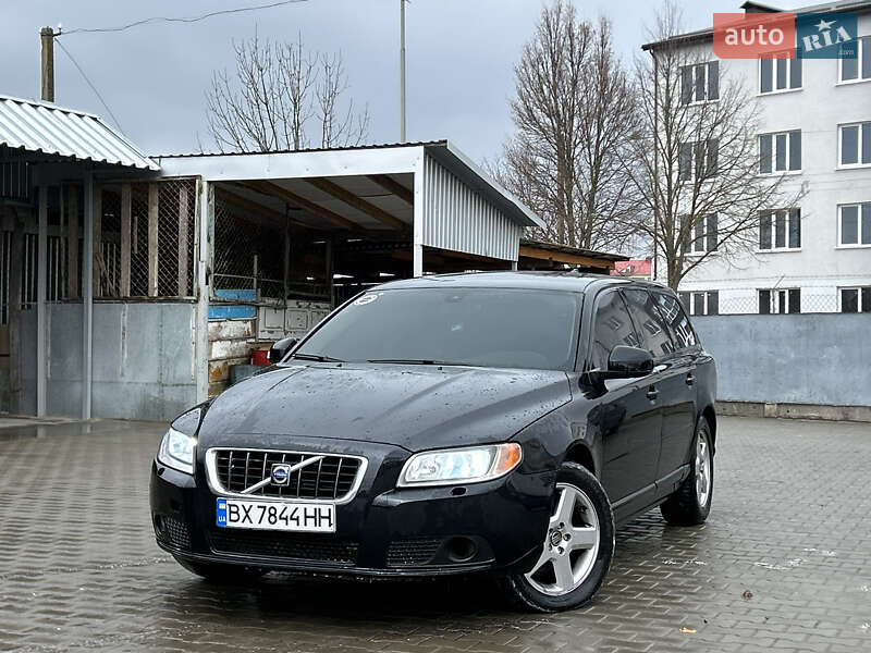 Volvo V70 (2008)