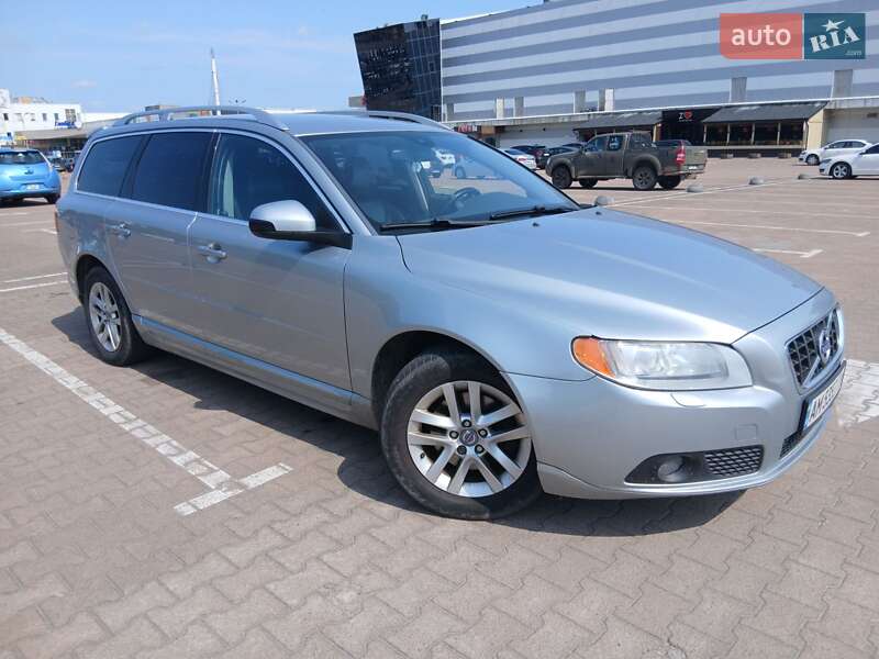 Volvo V70 (2010)