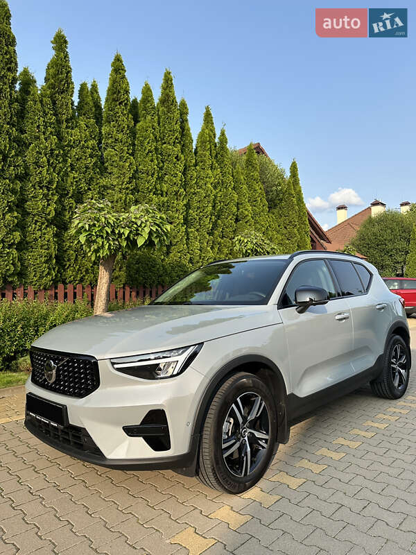 Volvo Xc40 (2025)