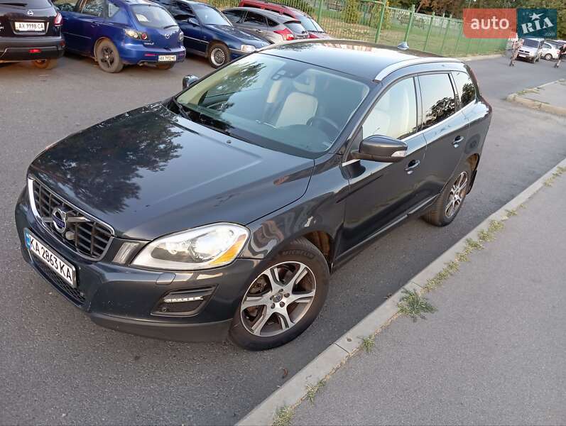 Volvo Xc60 (2011)