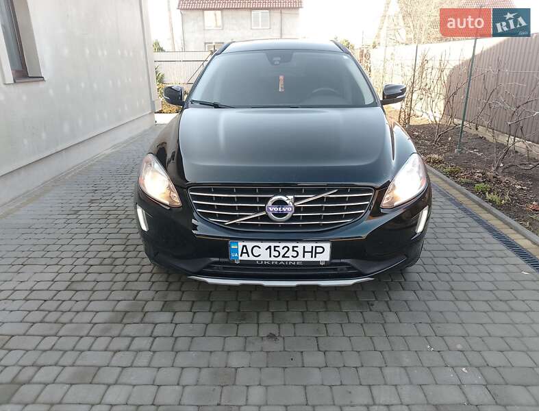 Volvo Xc60 (2015)